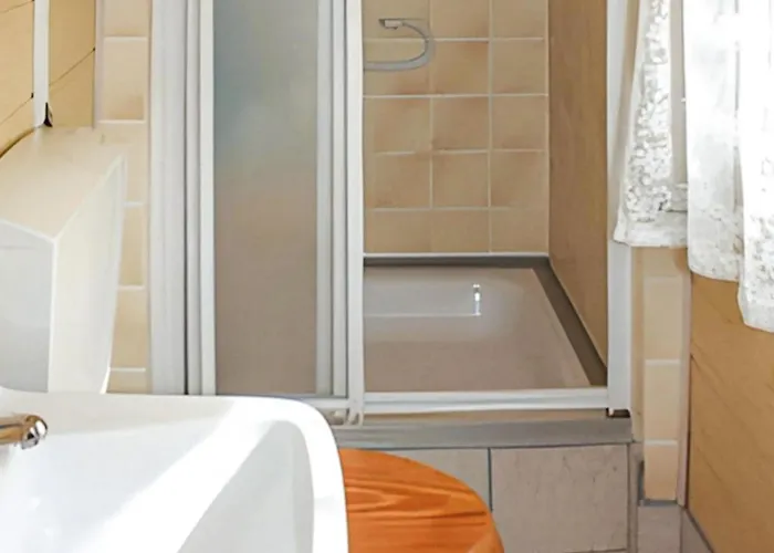 Semesterbostad Bellin *